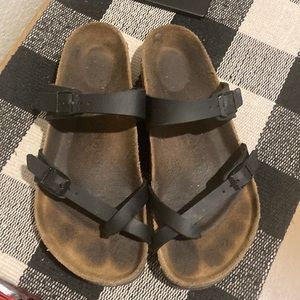 Birkenstock Mayari size 38. Soft Black leather straps.